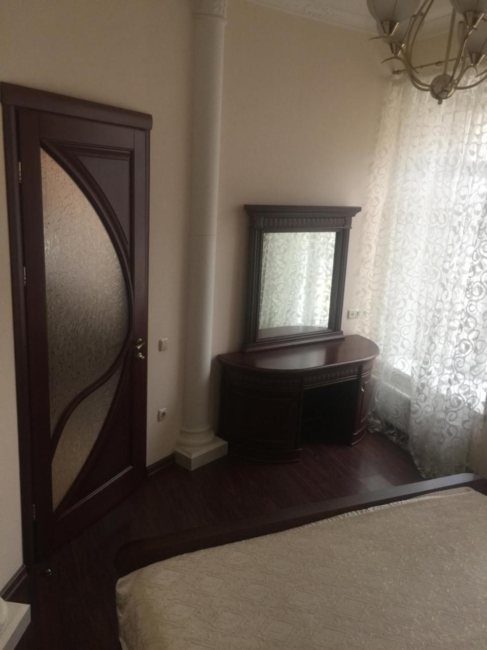 Cozy Studio Near Greek Square Apartamento Odesa Exterior foto
